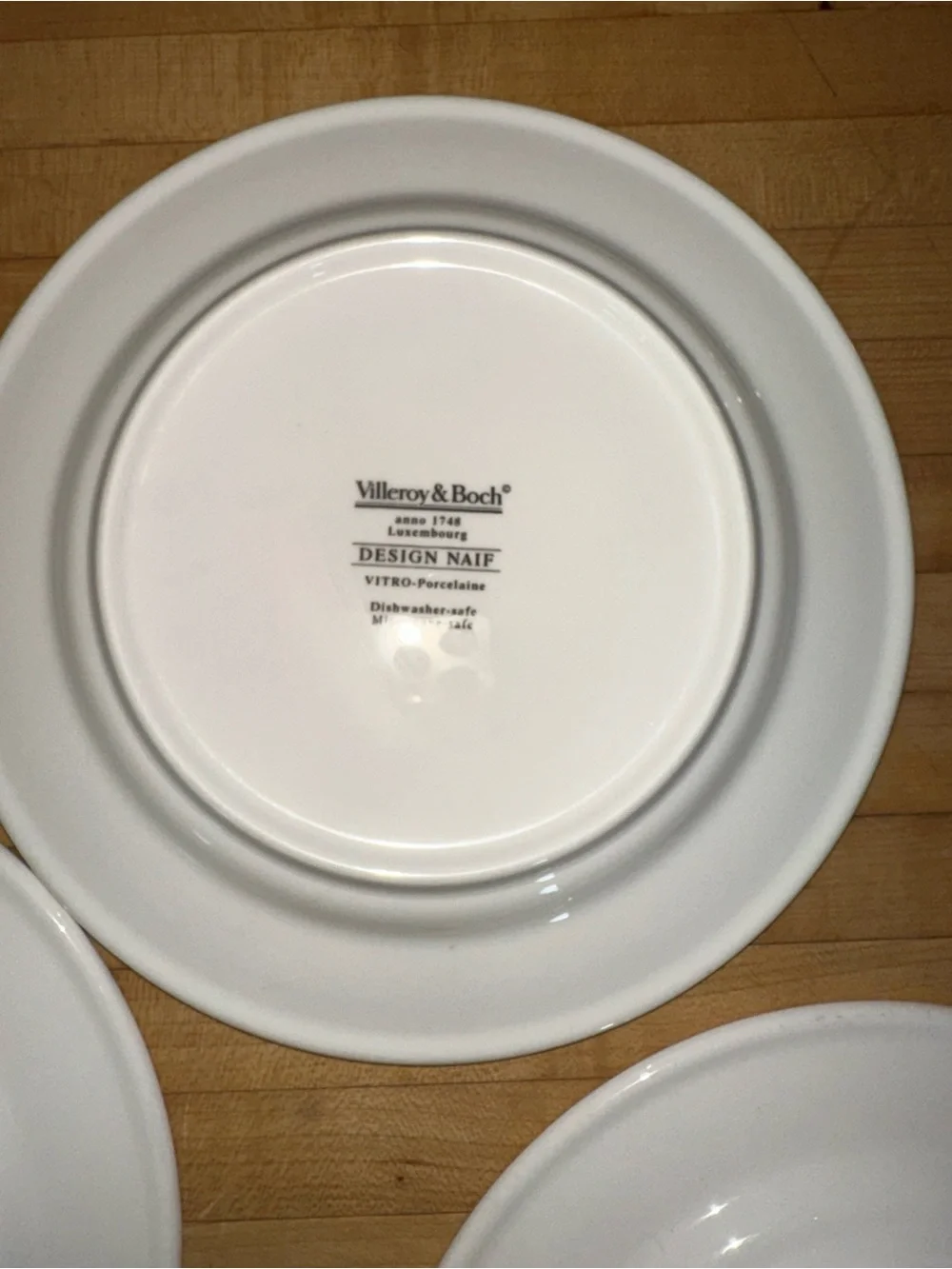 Villeroy & Boch Design Naif collection salad plates